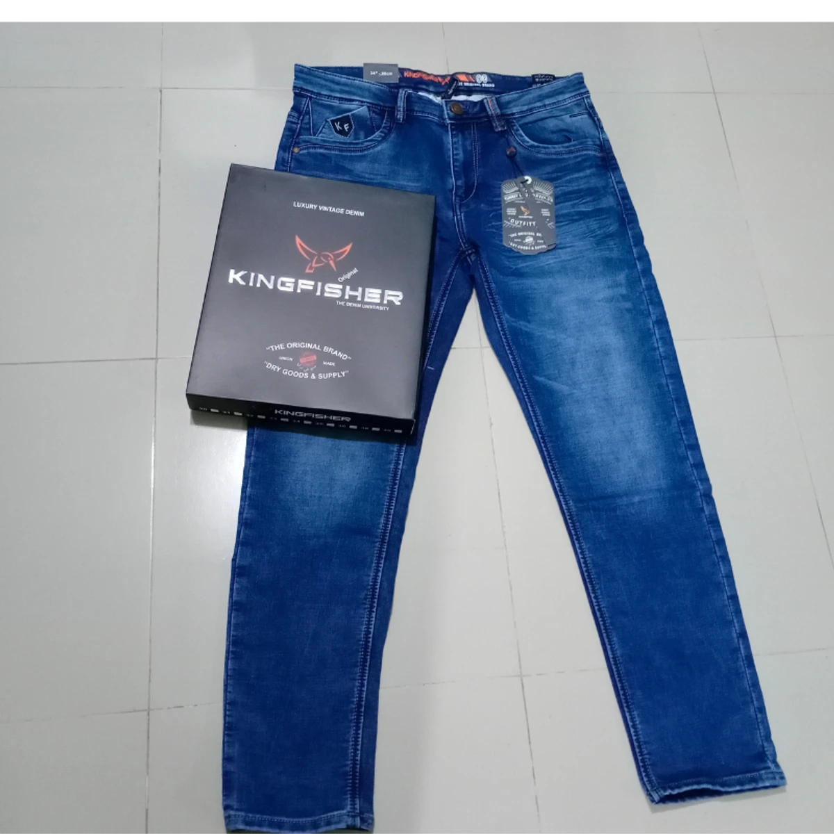 দুই টি অরজিনাল কিংফিশার Kingfisher Premium Jeans